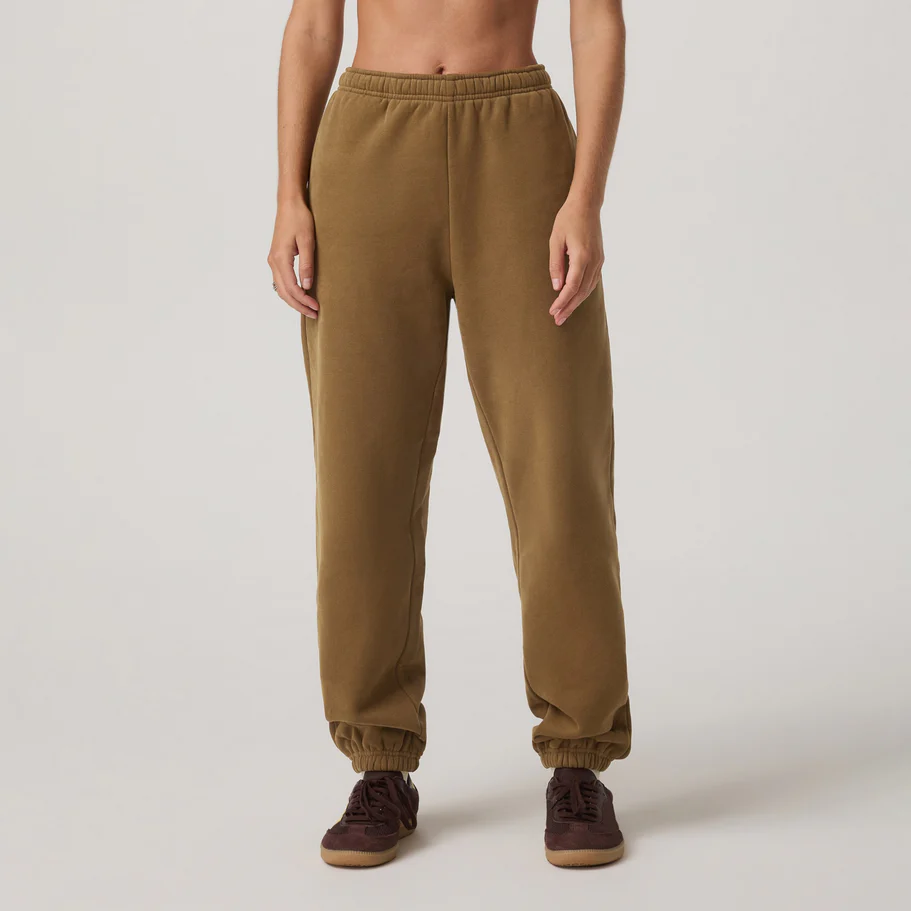 Vuori Women's Restore Classic Sweatpant - Fall 2025 - Image 3