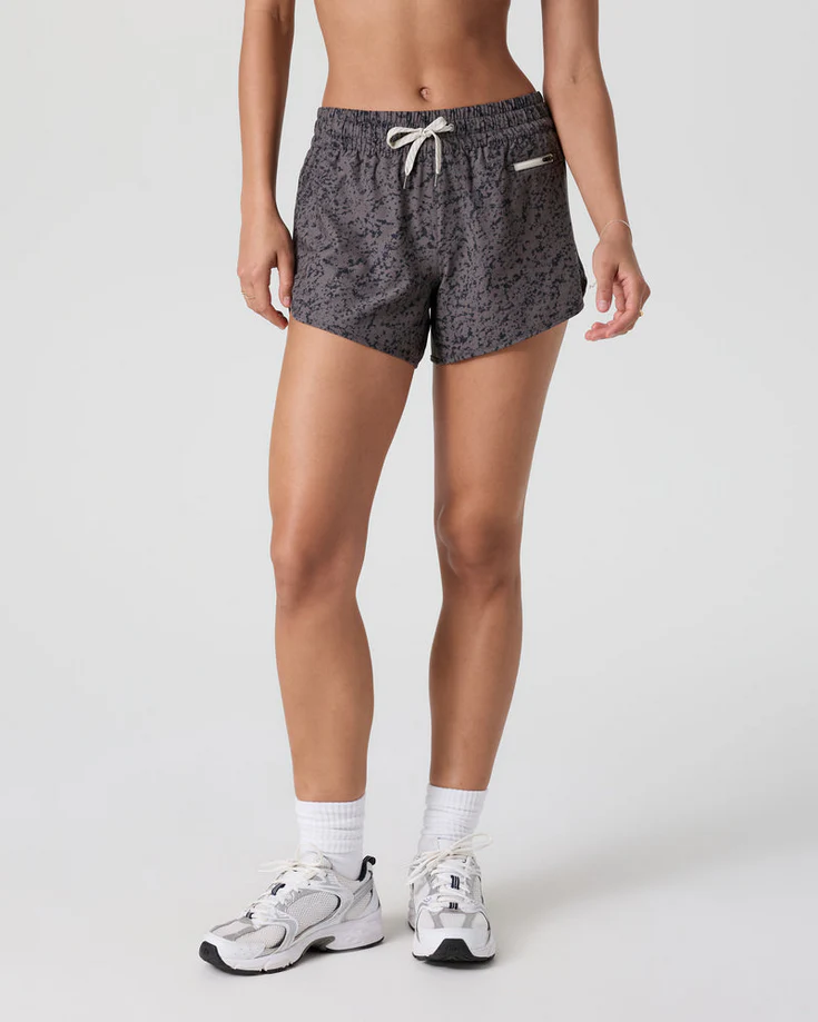 Vuori Women's Clementine 4" Short 2.0 - Spring 2025 - Image 3